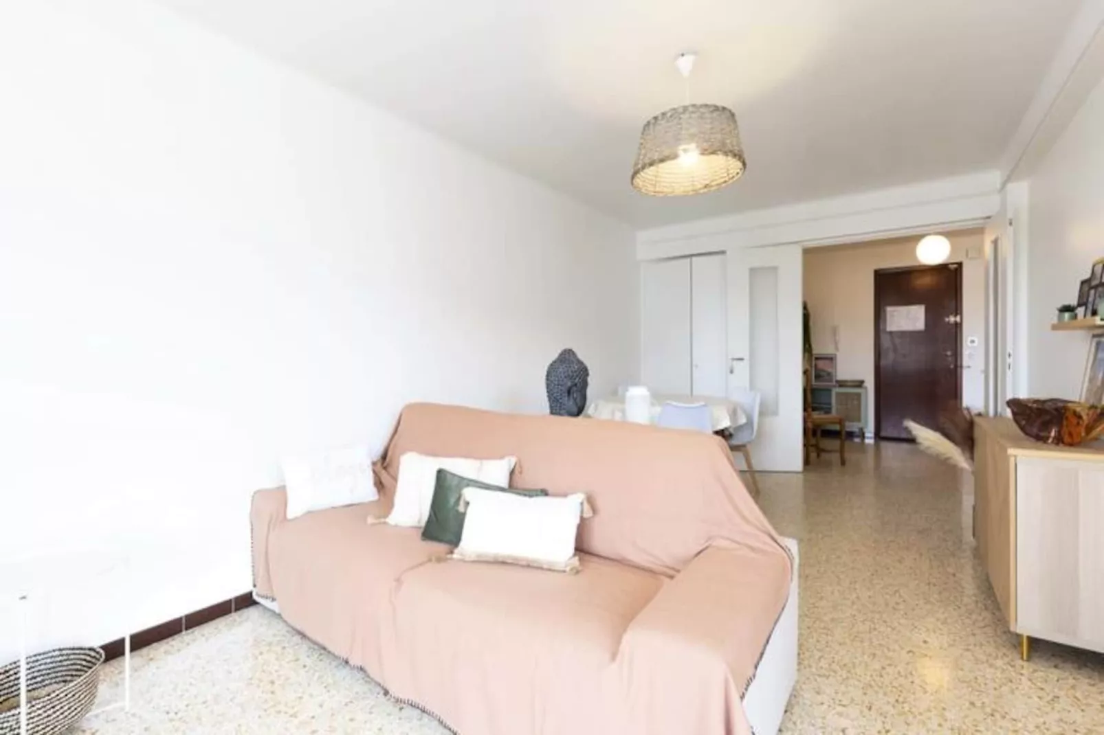 Résidence Centre D'antibes, Spacieux 3 Pièces Avec Terrasse Et Climatisation