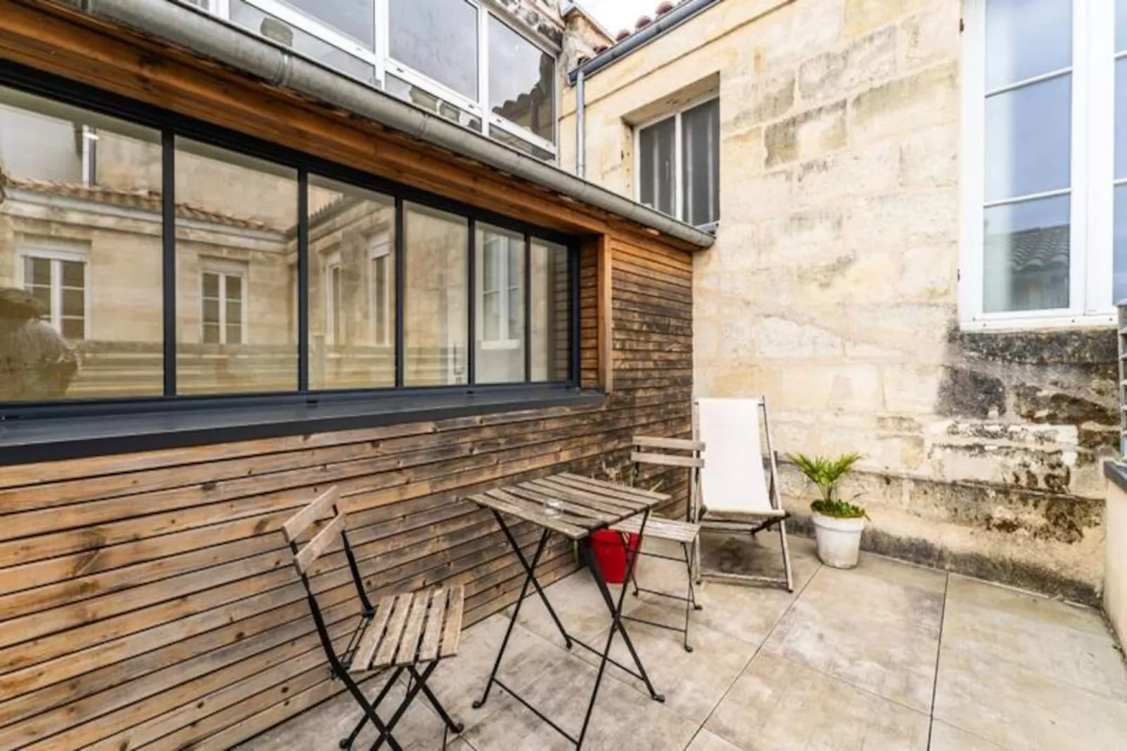 Appartement Pour 2 Personnes En Duplex Avec Terrasse Et Parking
