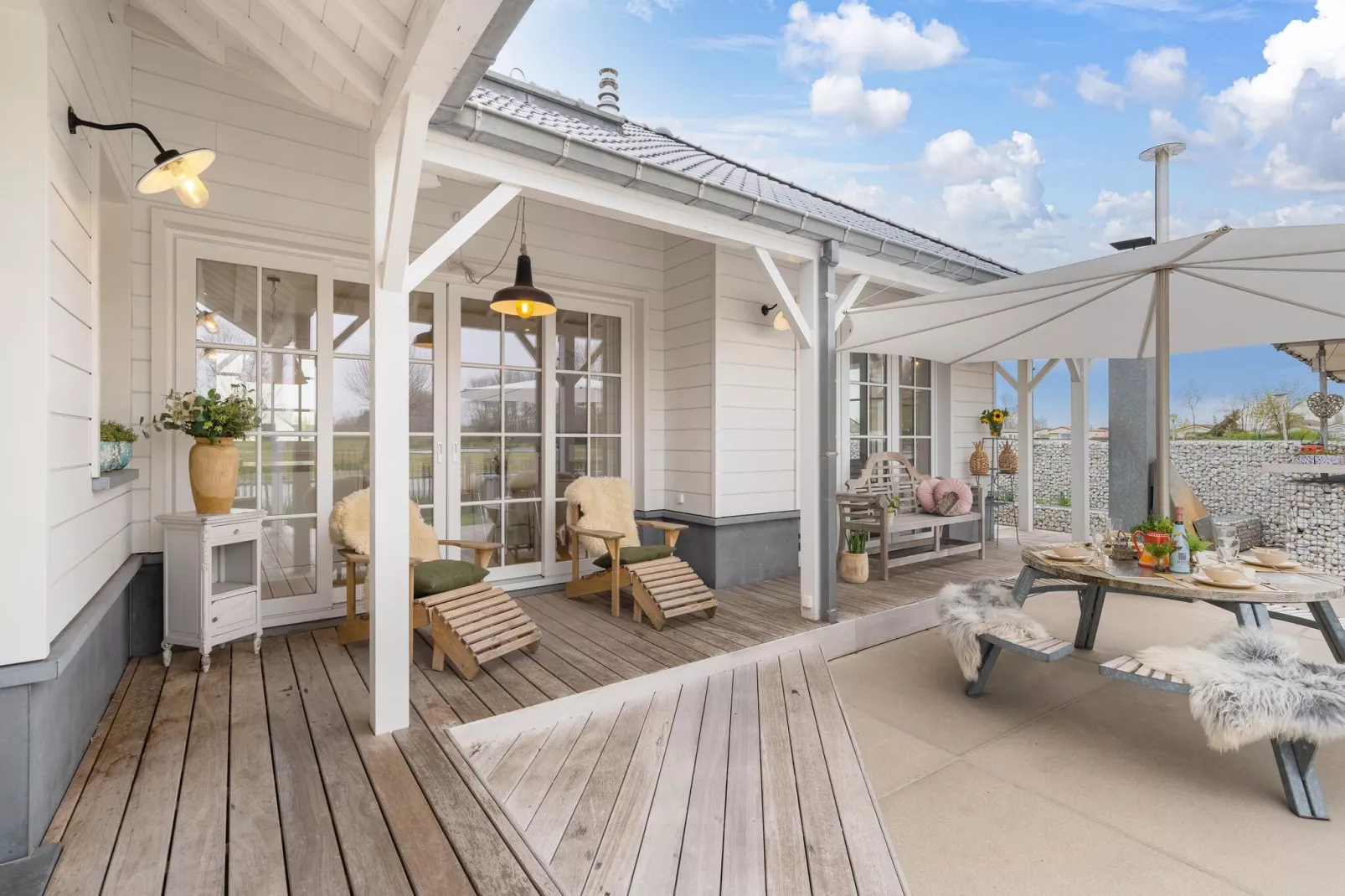 Het Witte Strandhuis-Terrace balcony