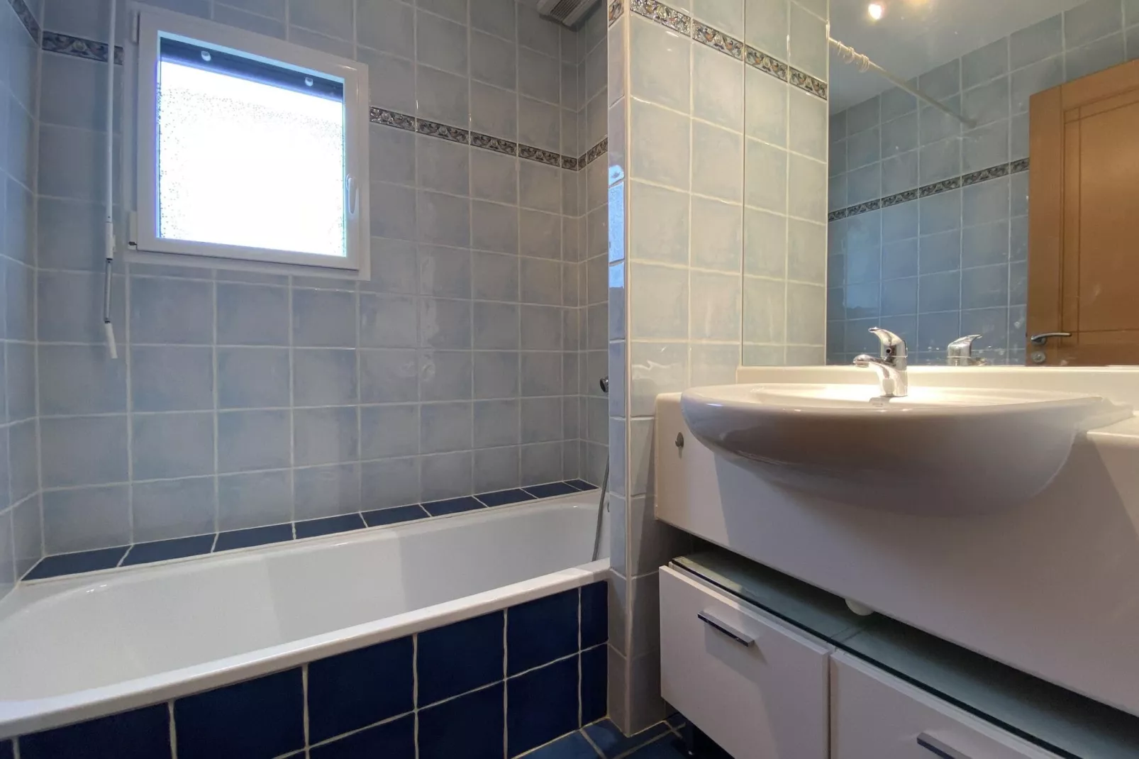 Holiday home St Gildas-de-Rhuys-Salle de bain