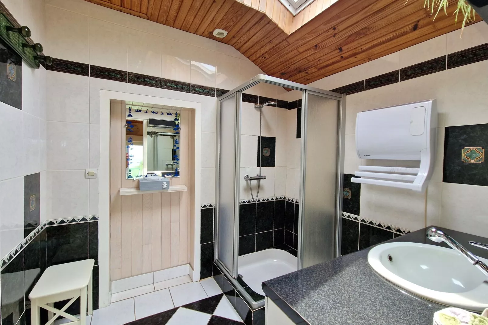 Holiday home Locquirec-Bathroom
