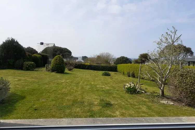 Ferienhaus mit Meerblick Landéda-Gärten Sommer
