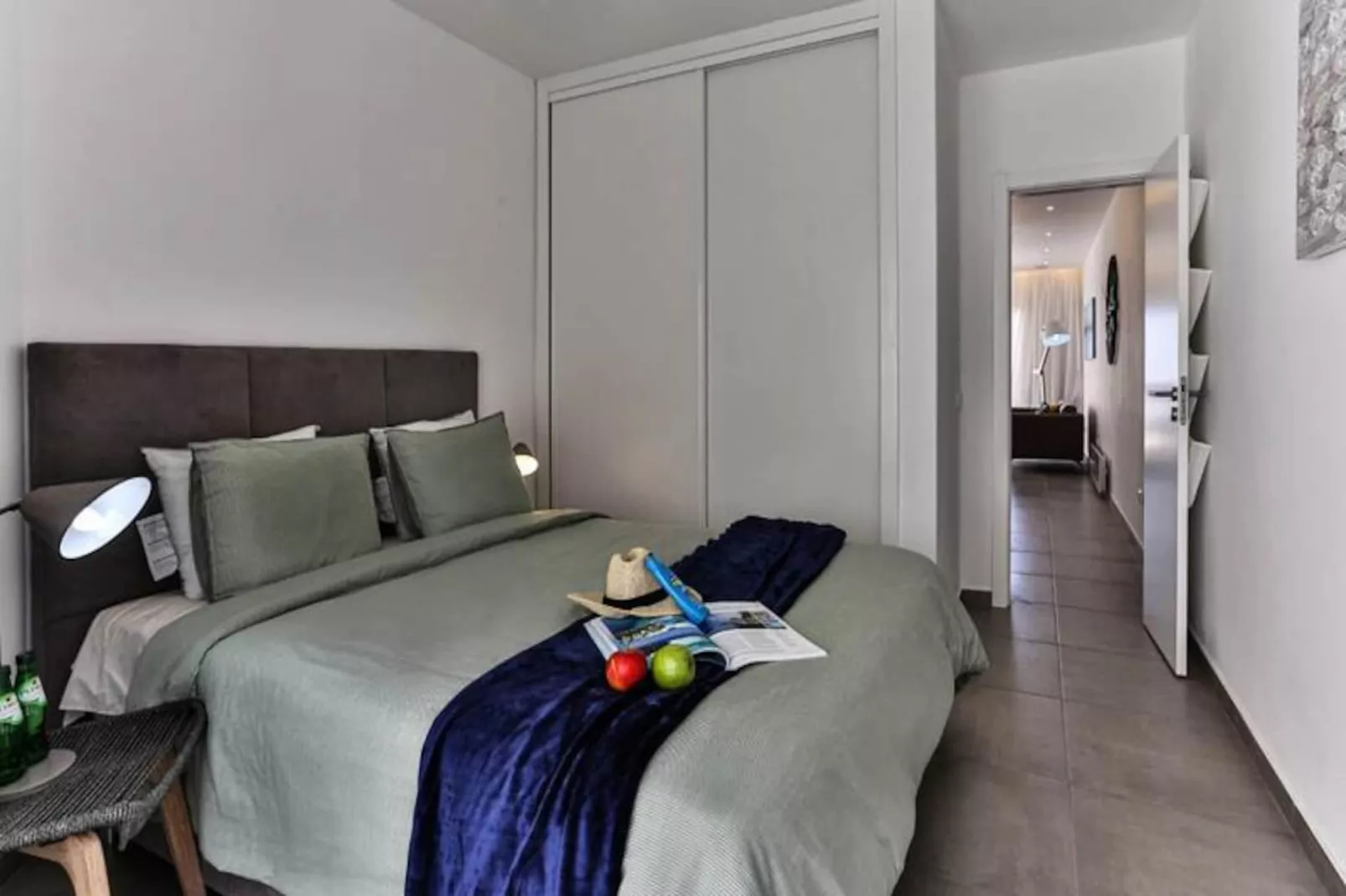 Lemon Tree - Waterside Apartments