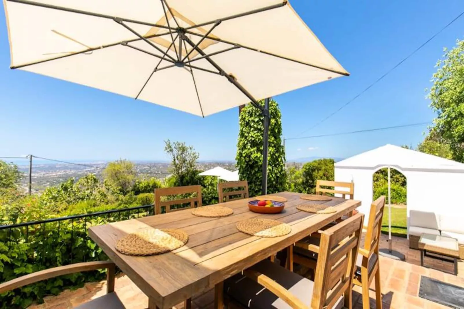 Villa Sarago&ccedil;a