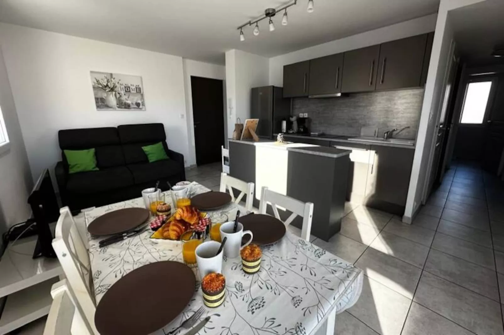 Résidence La Roseliere Appartement 2 Chambres 6 Couchages &agrave; 400 M De La Plage