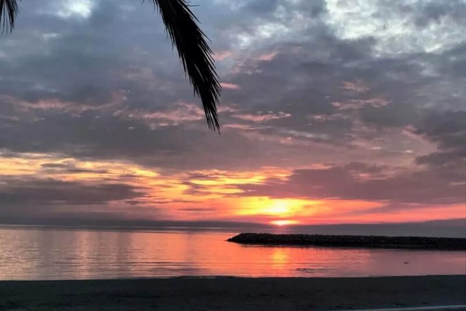 Résidence La Croix Du Sud: Superbe Appartement En Duplex 2 Chambres Vue Mer