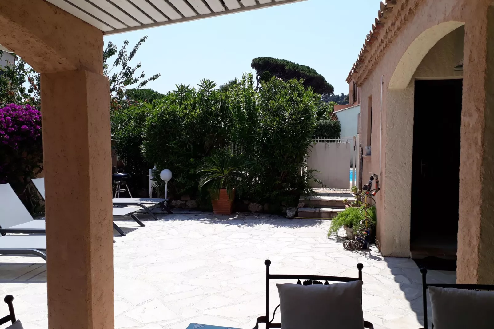 Doppelhaushälfte in Sainte-Maxime-Terrace balcony