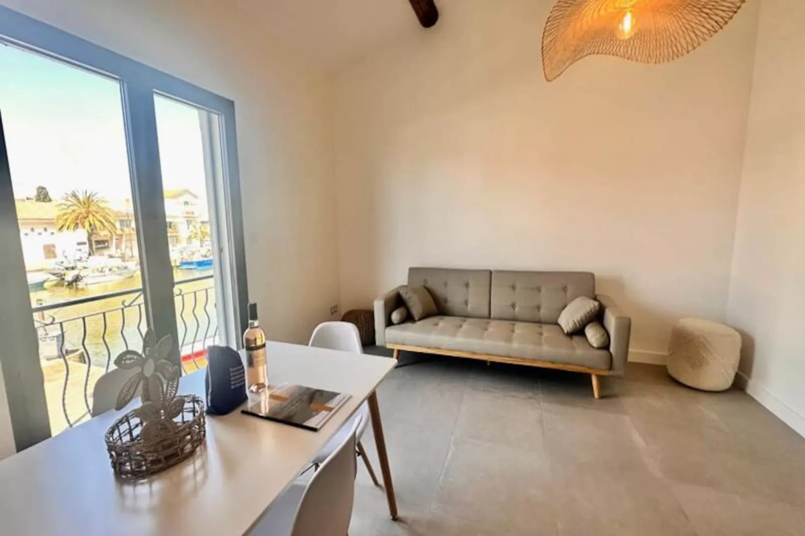 Résidence Les Palmiers -  Appartement Une Chambre Vue Canal