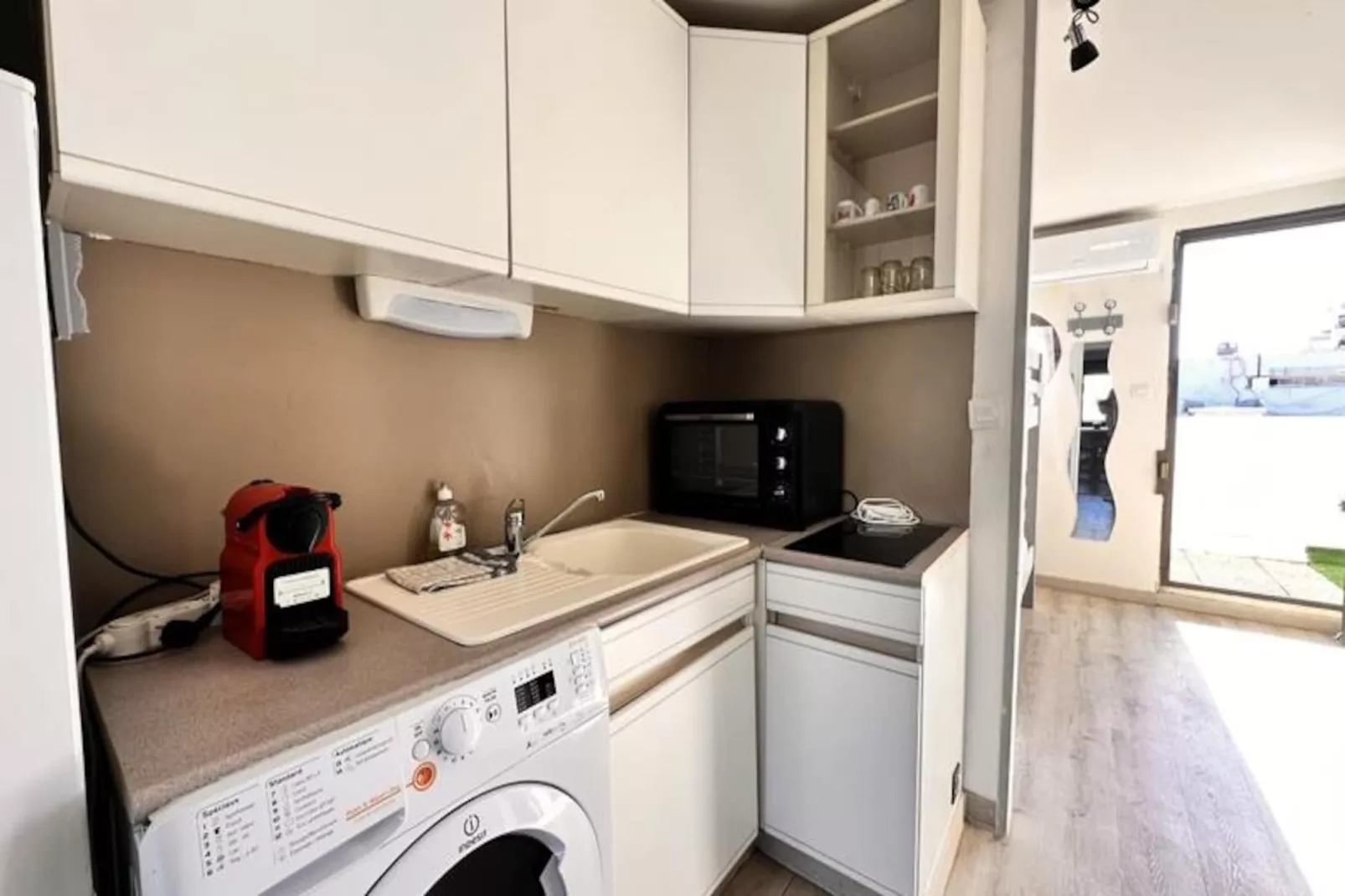 Résidence L'escapade Sal&eacute;e - A 100 M&egrave;tres De La Plage Et En Plein Coeur De Ville