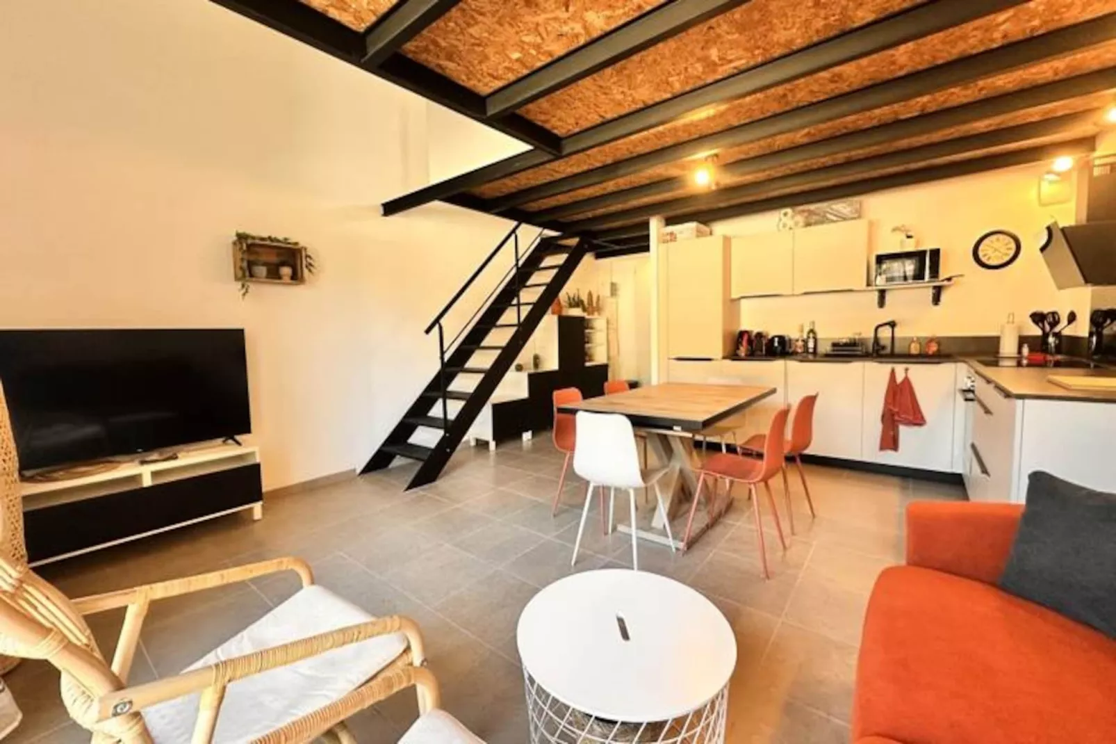 Résidence Appartement "le Refuge Du Bord De Mer" Au Grau Du Roi, 100m De La Plage