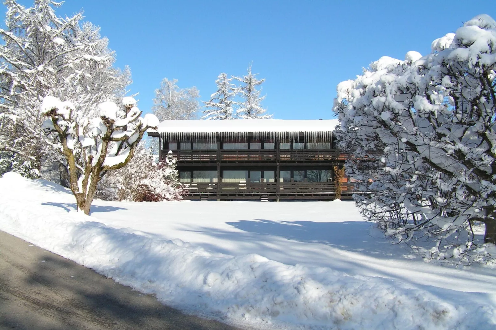 Holiday village Vorauf, Siegsdorf-Typ F, 3-Raum-App., Typ Traunstein, 81 qm-Außenbereich Winter