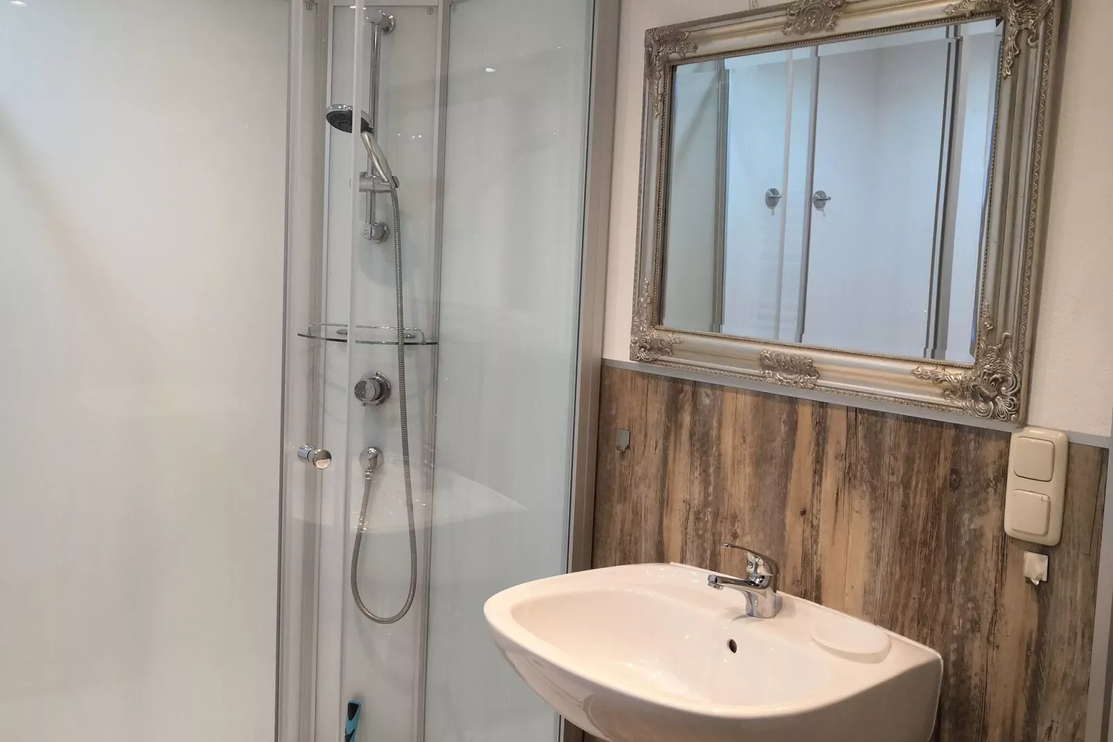 Holiday village Vorauf, Siegsdorf-Typ F, 3-Raum-App., Typ Traunstein, 81 qm-Badezimmer