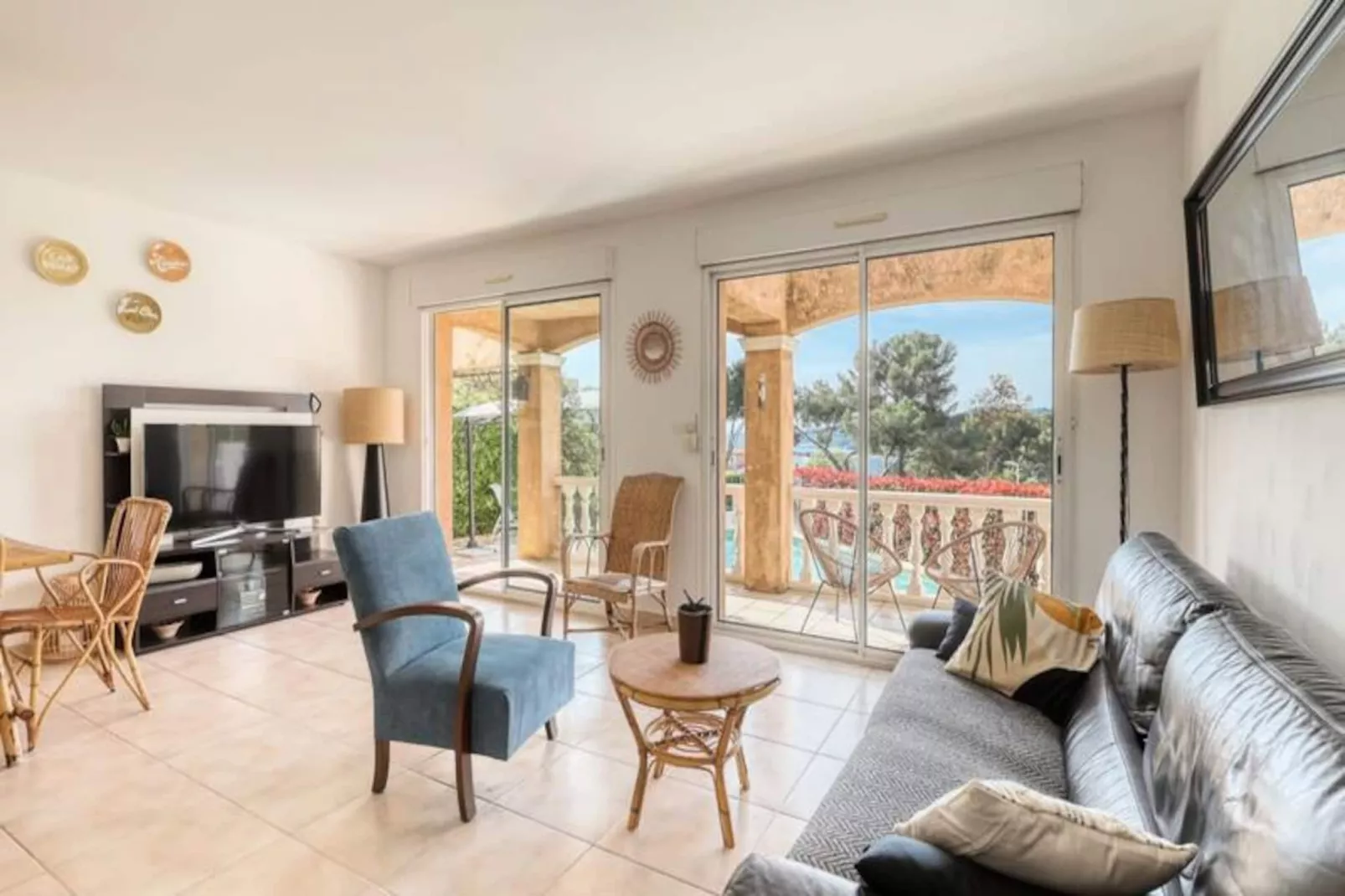 Résidence Vacances En Famille: Maison Avec Piscine & Vue Mer