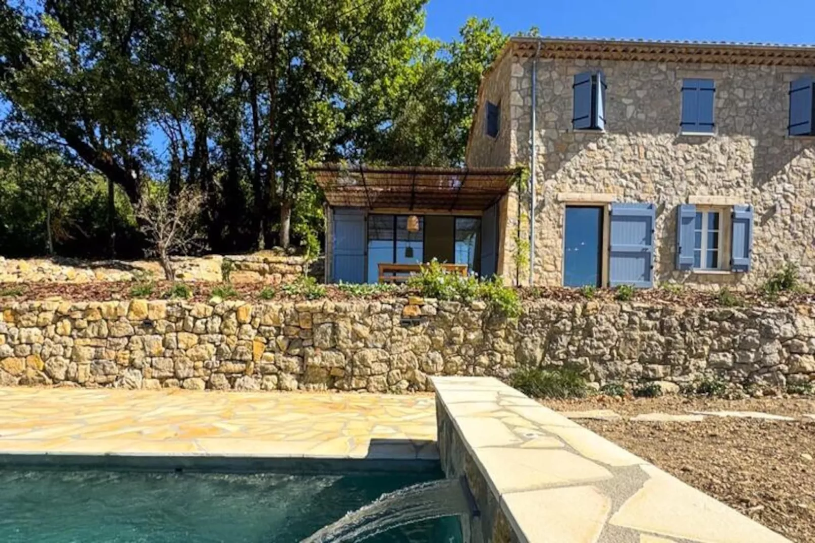 Authentique Mas Proven&ccedil;al Avec Piscine Et 2 Chambres &ndash; C&ocirc;te D&rsquo;azur