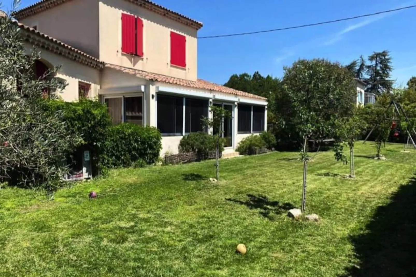 Universo - Piscine Priv&eacute;e Et Grand Jardin