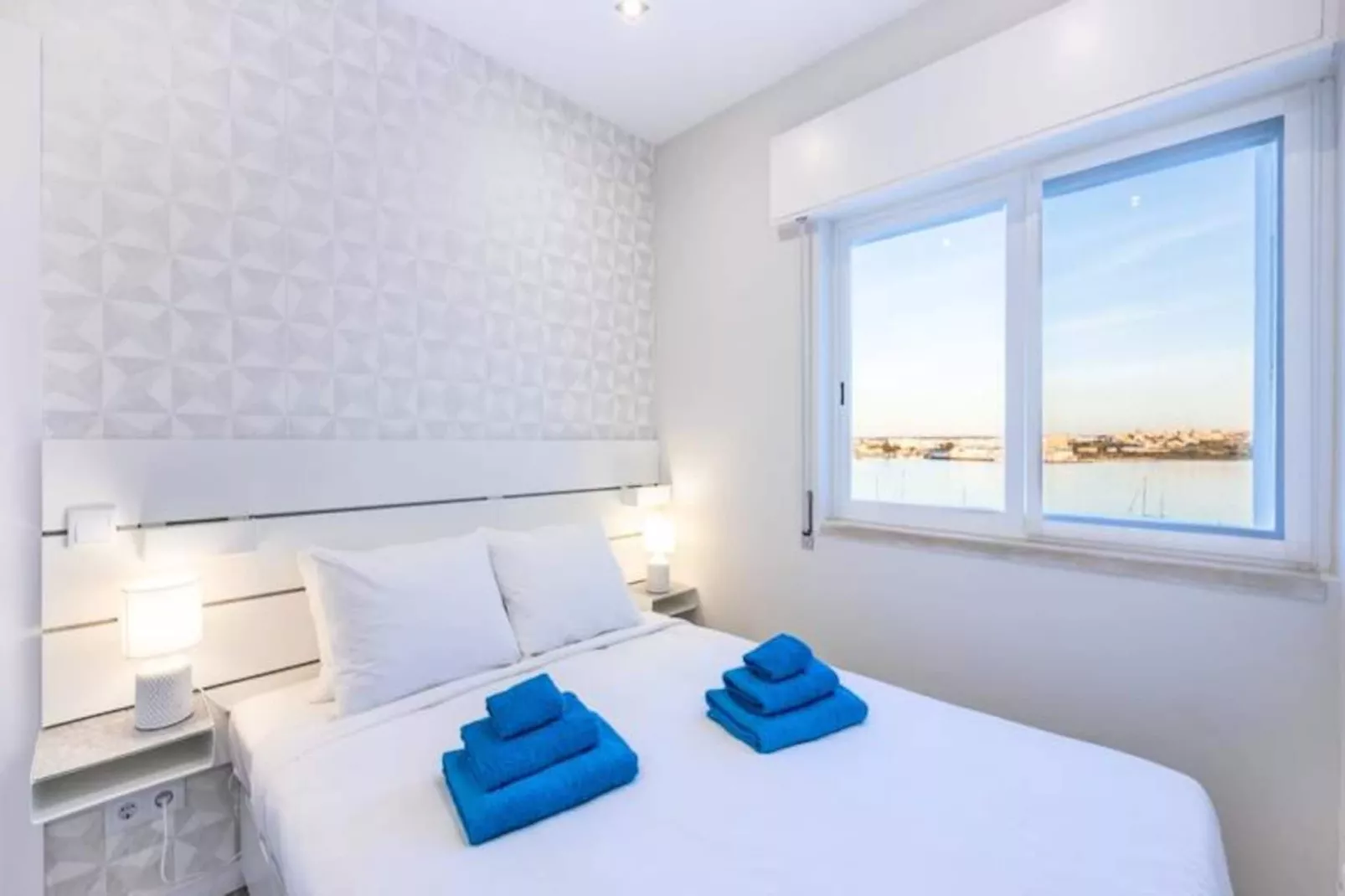 Torri Riverview Apartment