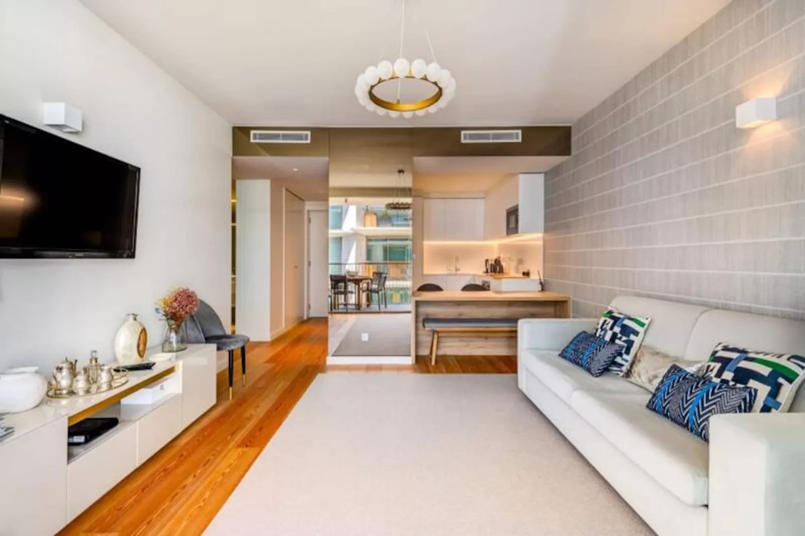 Bayline - Dinas Apartment