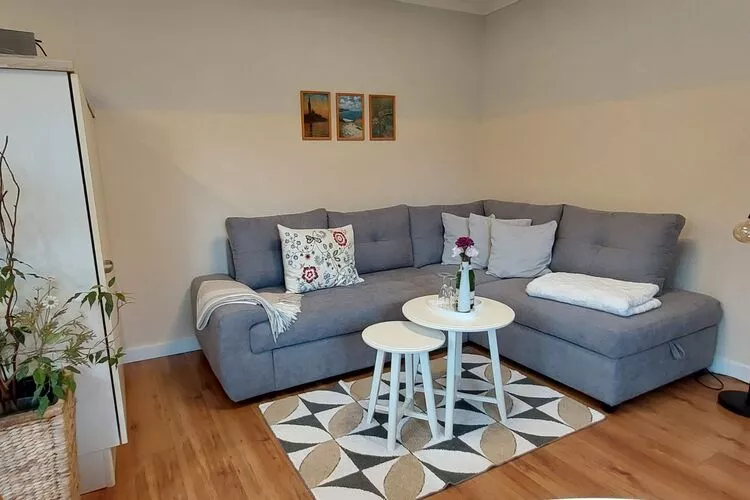 Ostseeurlaub Zur Steinbäck mit Terrasse-Living room
