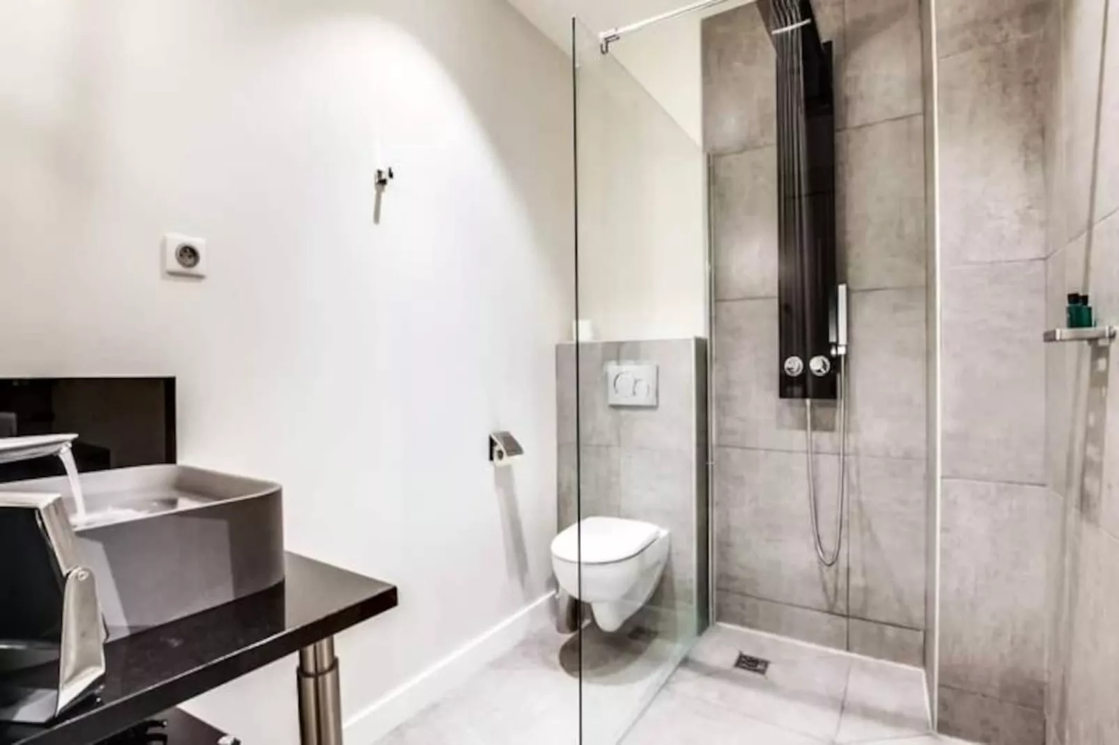 Maison Ingw&euml; - T4 Pour 8 Personnes Place Gambetta