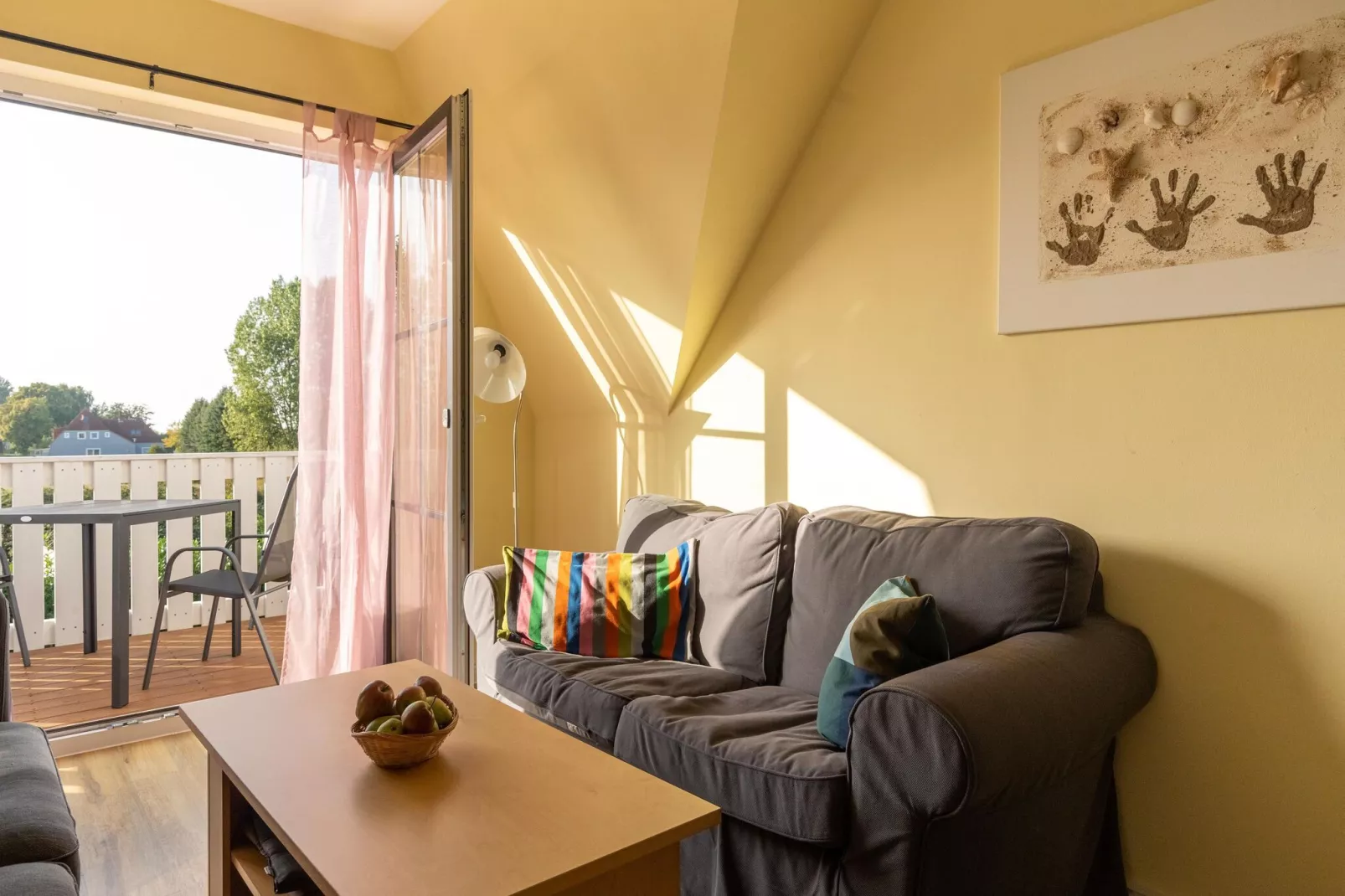 Minihus - Erdgeschoss mit Terrasse-Living room