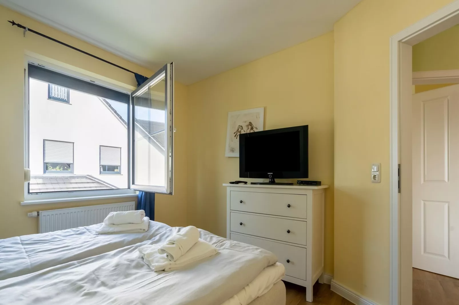 Minihus - Erdgeschoss mit Terrasse-Bedroom