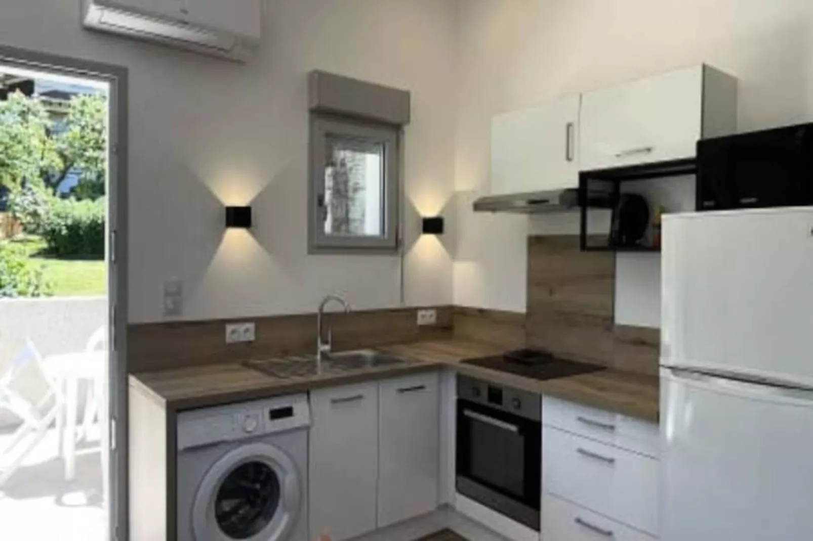 Résidence Le Lac Bleu Appt / Terr / Plage Priv&eacute;e Lac