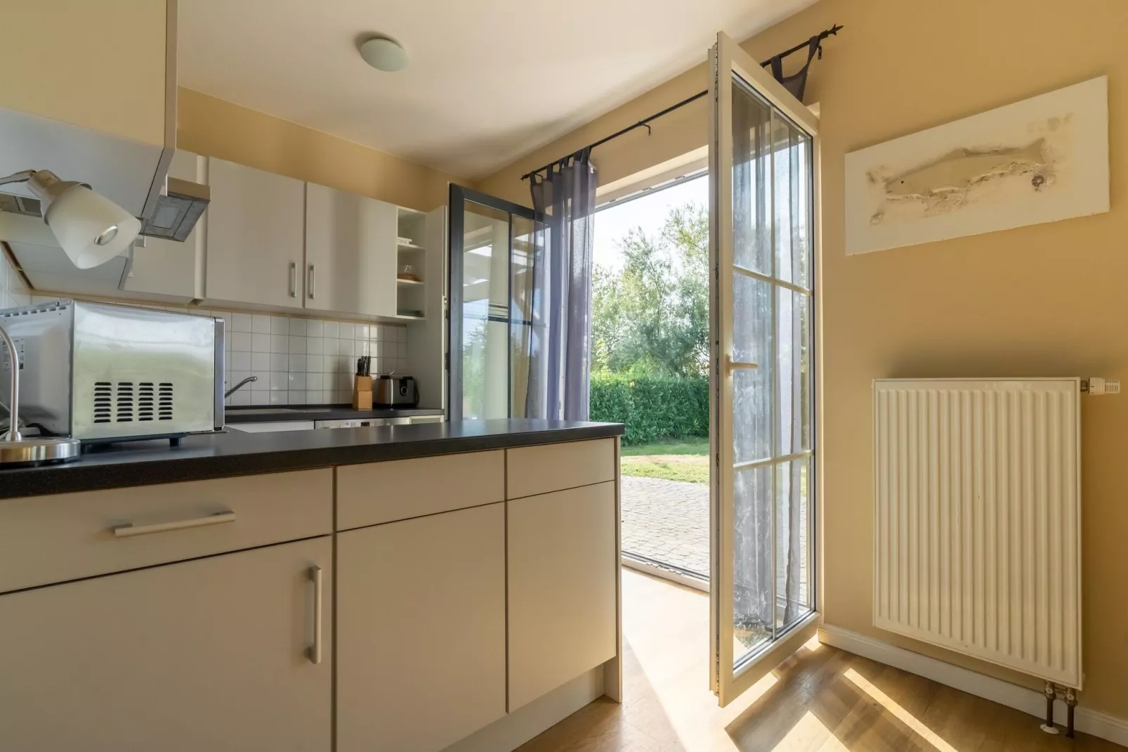 Minihus - Obergeschoss mit Balkon-Kitchen
