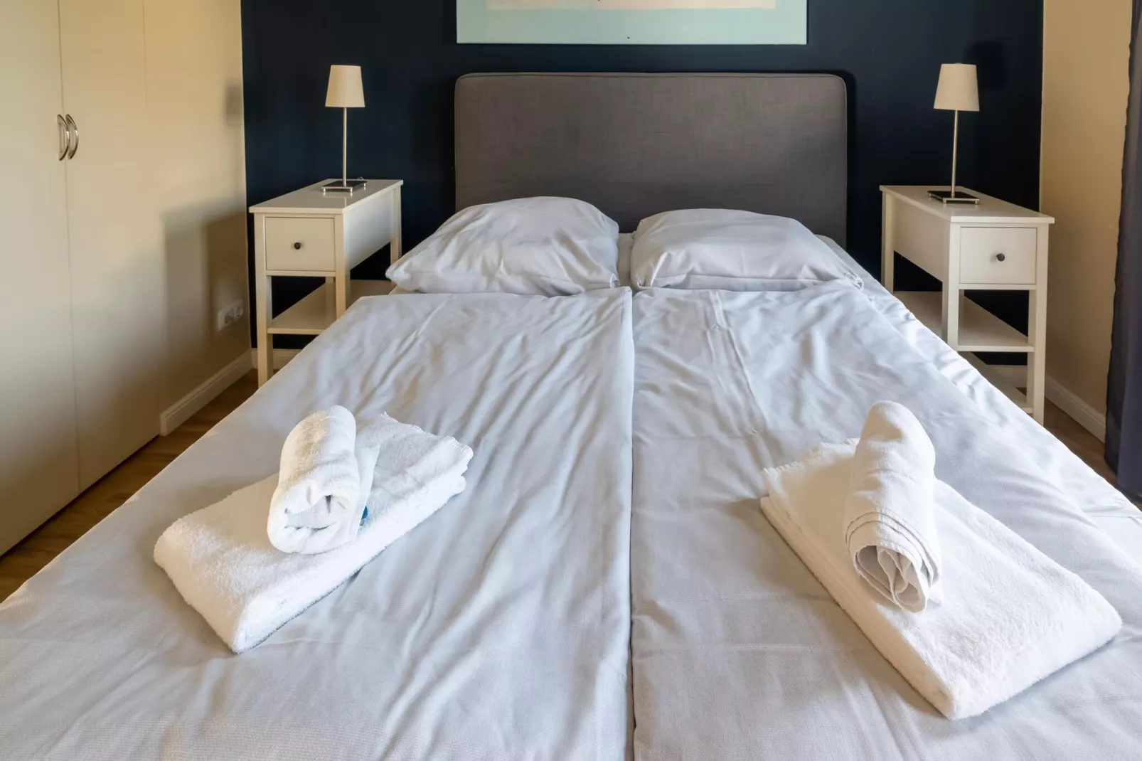 Minihus - Obergeschoss mit Balkon-Bedroom