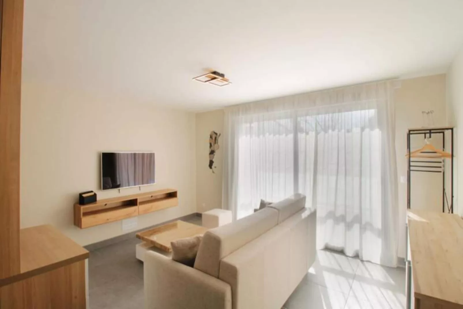 T3 Neuf, Clim, Terrasse & Garage &agrave; 2 Pas Du Lac