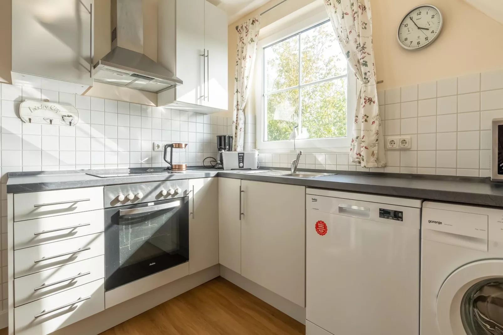 Jojohus - Erdgeschoss mit Terrasse-Kitchen