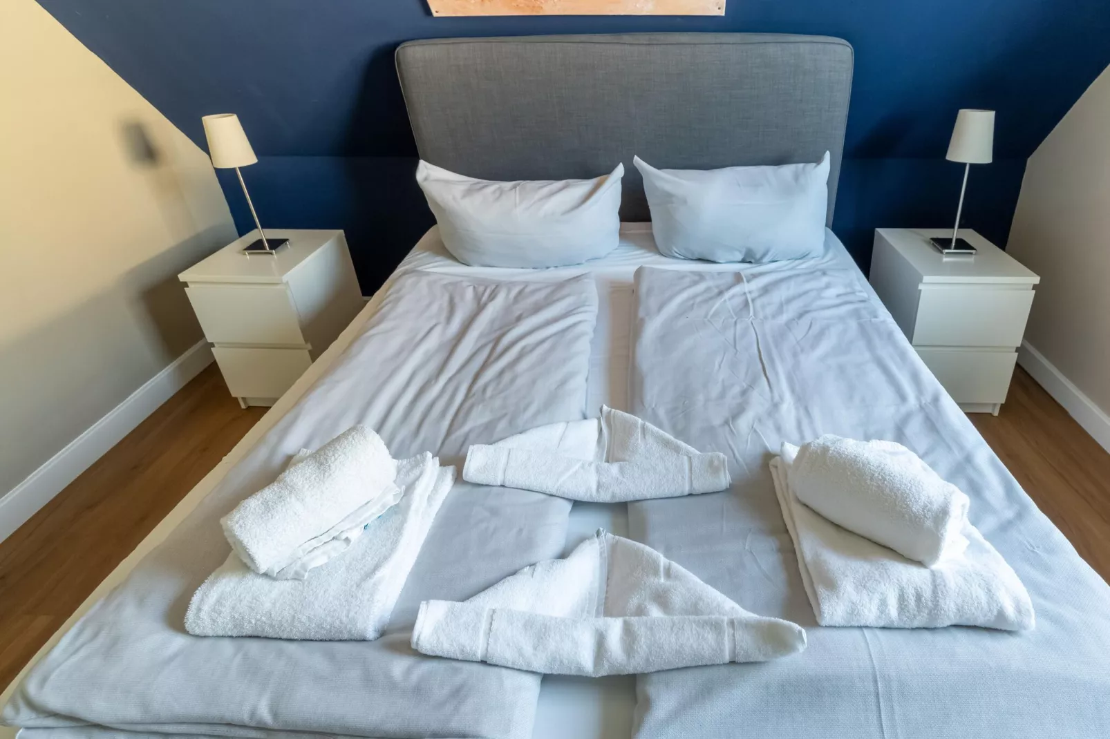 Jojohus - Erdgeschoss mit Terrasse-Bedroom