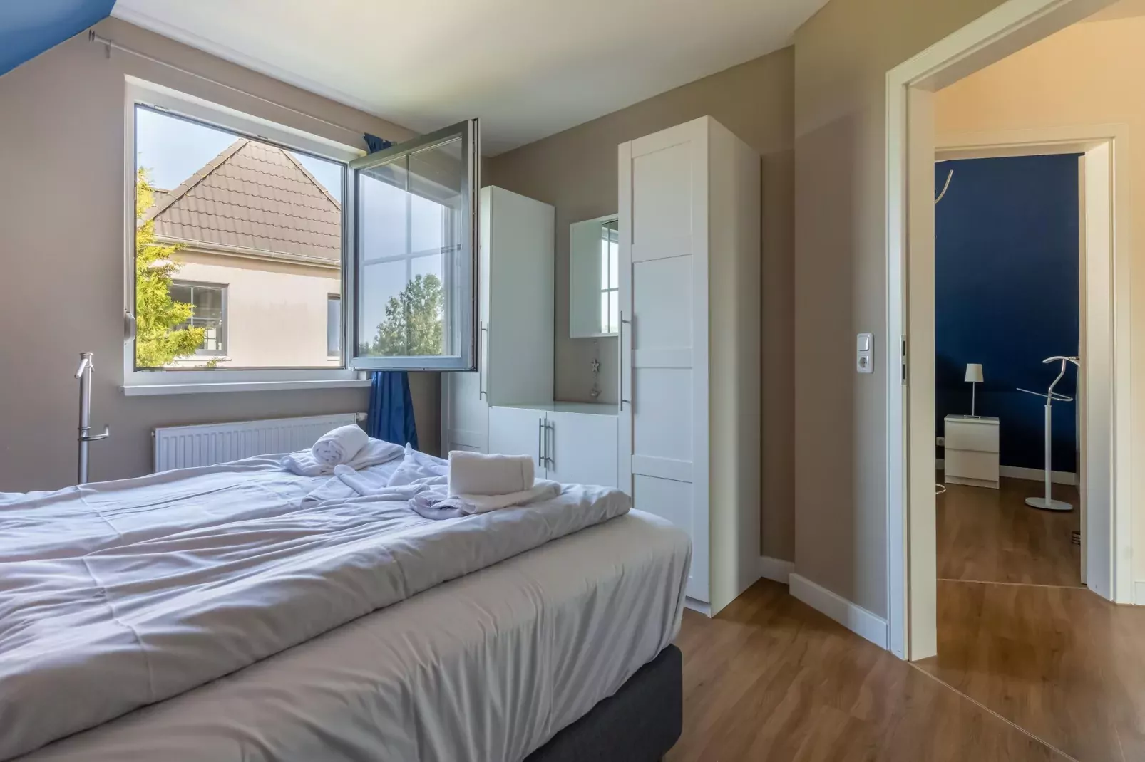 Jojohus - Erdgeschoss mit Terrasse-Bedroom