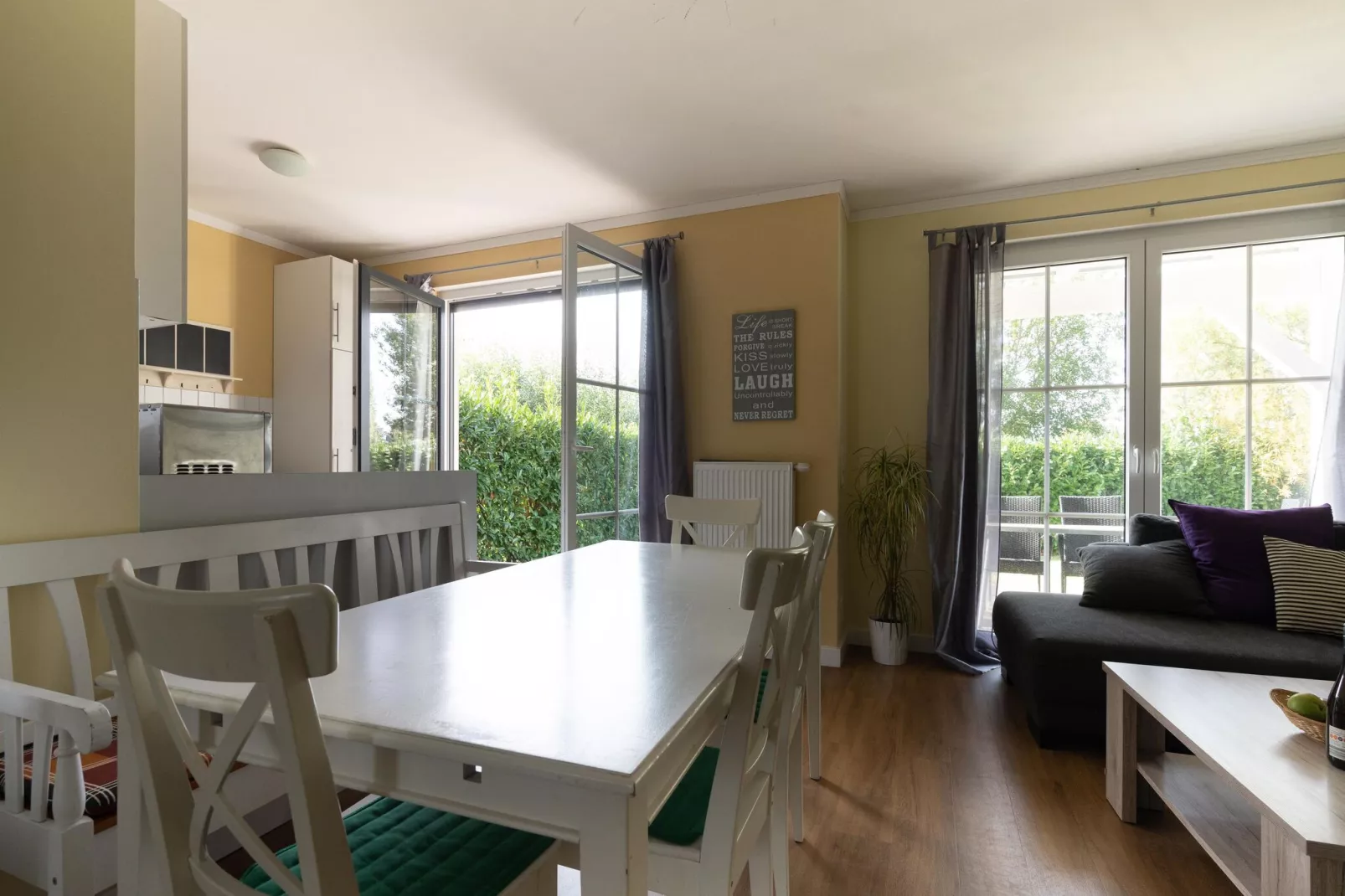 Jojohus - Obergeschoss mit Balkon-Dining room