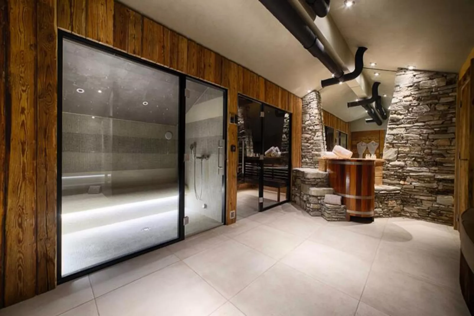 Cap Crystal Lodge *****