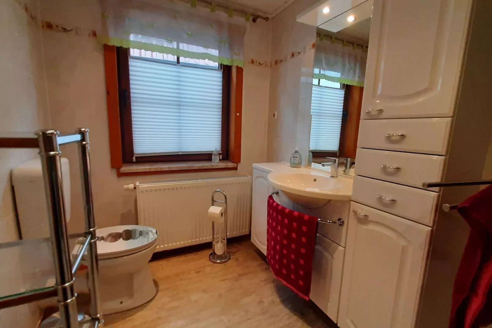 Holzhaus Andi-Bathroom