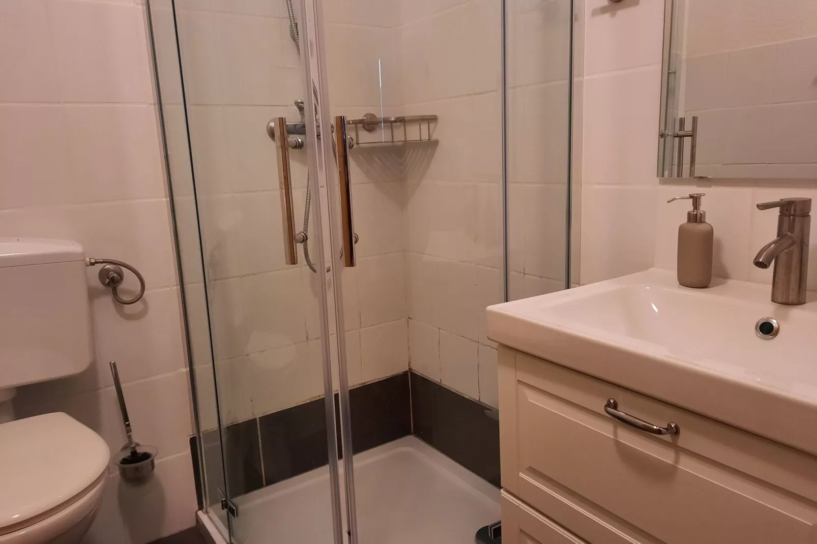 Apartment 3 Rochowsee-Bathroom