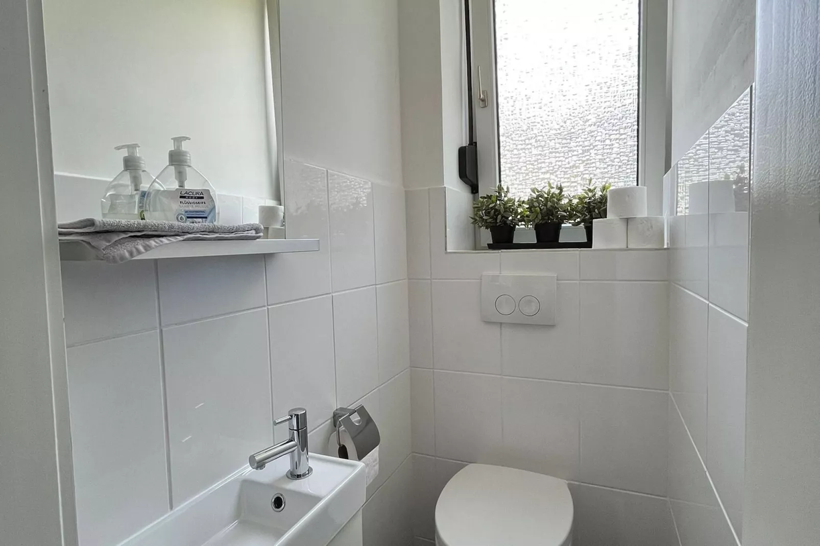 Im Weserbergland-Bathroom