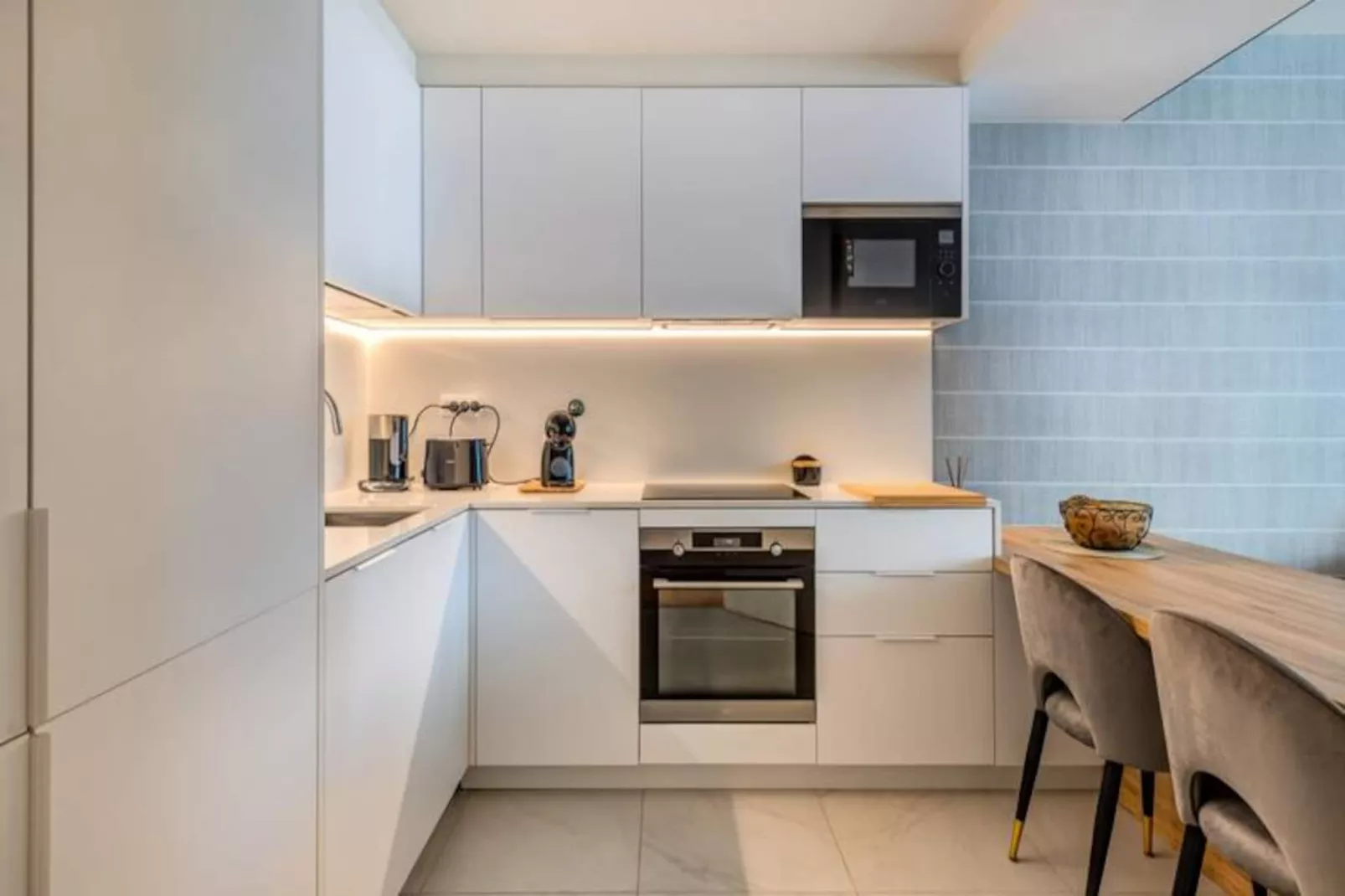 Bayline - Dinas Apartment