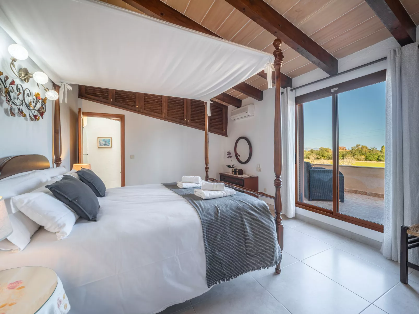 Ca Na Guerrera-Drinnen