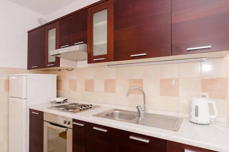 Apartment Marela- One Bedroom Apartment with Balcony and Sea View-Küche