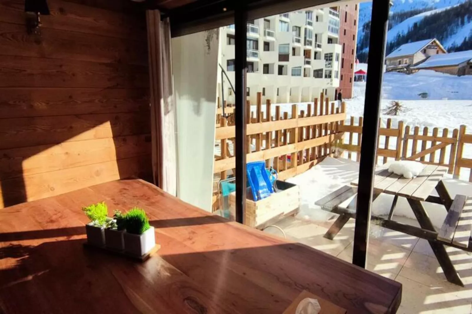 Résidence Vermeil R6-Untagged