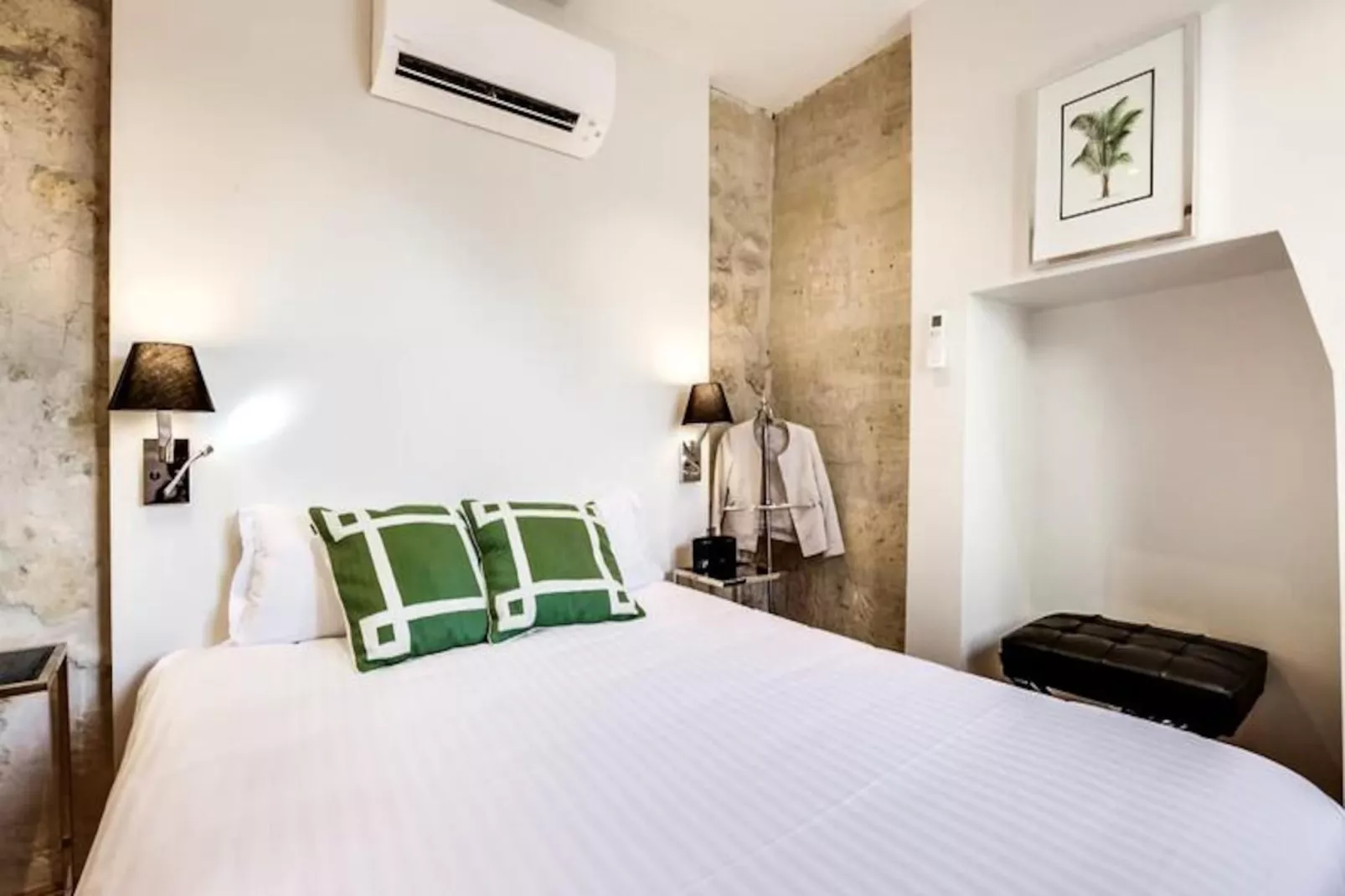 Maison Ingw&euml; - Appartement Avec Terrasse Place Gambetta-Untagged