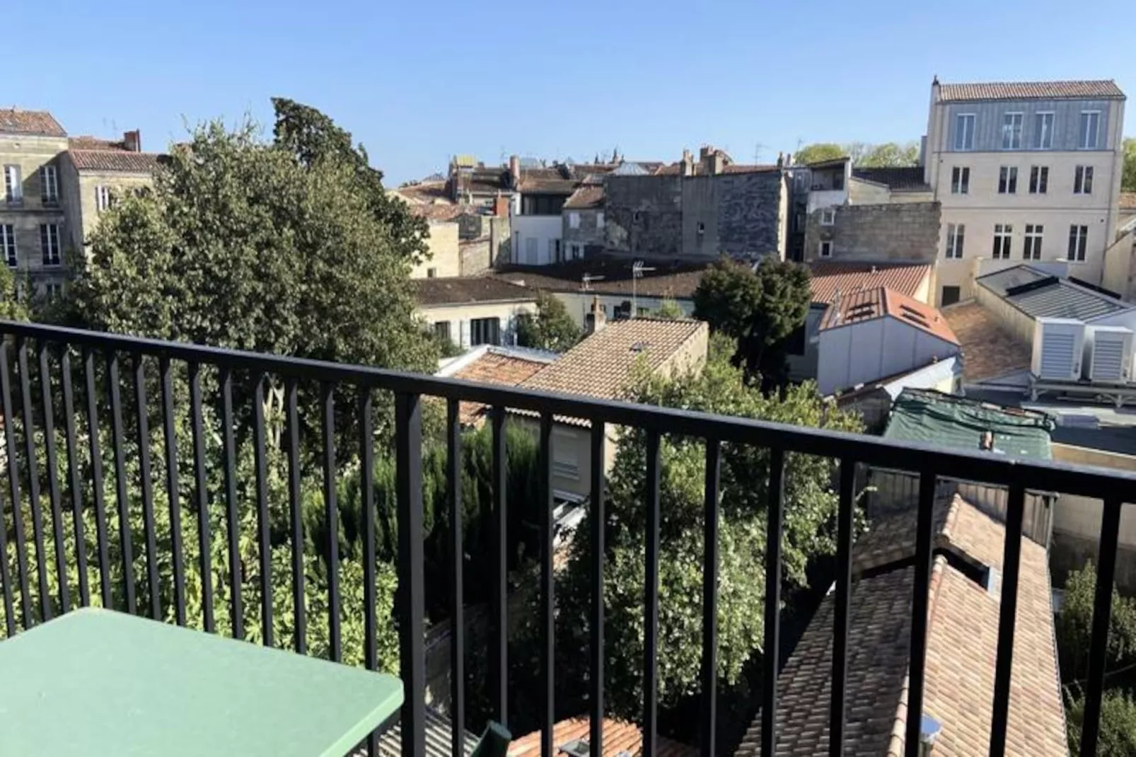 Duplex Prestigieux Au C&oelig;ur Du Triangle D&rsquo;or-Nicht zugeordnet