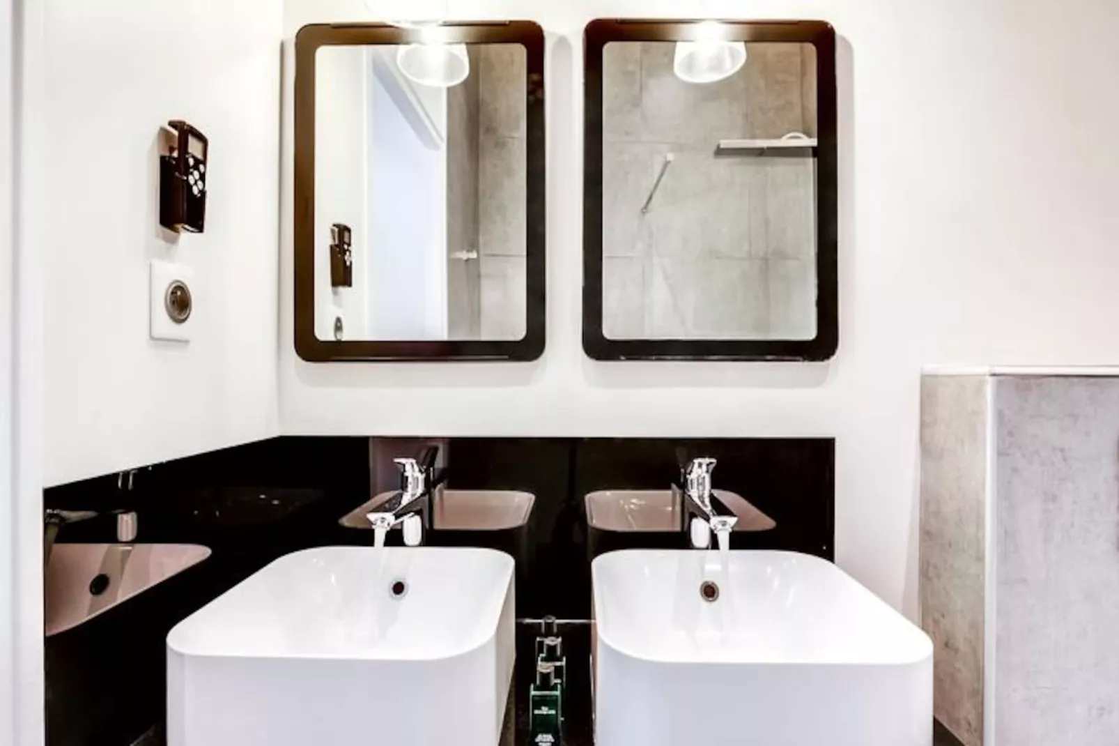 Maison Ingw&euml; - T3 De Charme Pour 6 Personnes Place Gambetta-Untagged