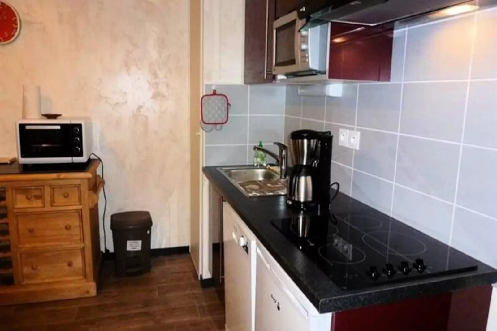 Résidence Pre De Camille-Nicht zugeordnet