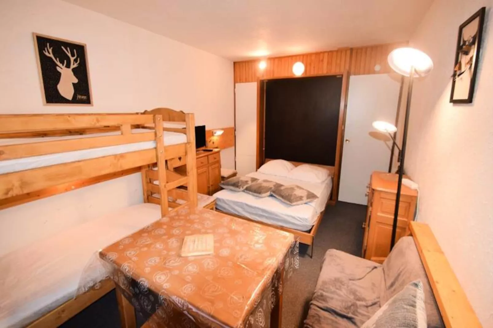 Résidence Le France-Untagged