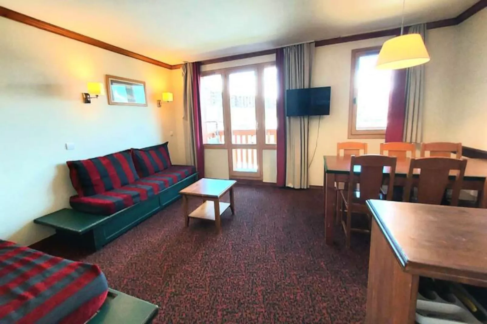 Résidence Le Mont Soleil A-Non tagué