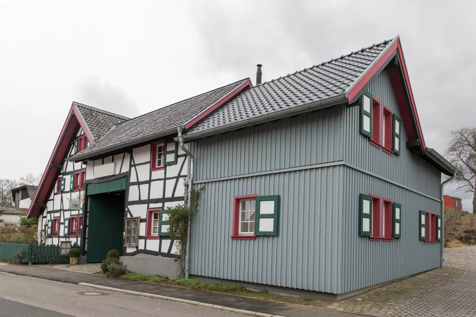 Morsbacher Hof II-Exterior summer