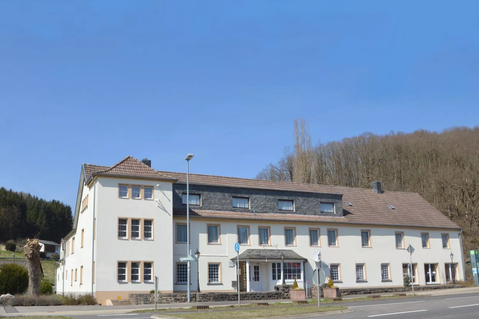 Groepshuis Eifel-Exterior summer