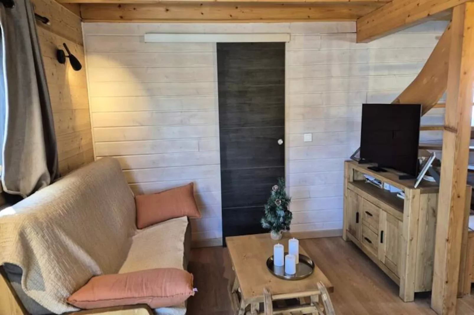 Chalet Nordique Pour 6 Personnes à La Féclaz - Piscine été-Untagged